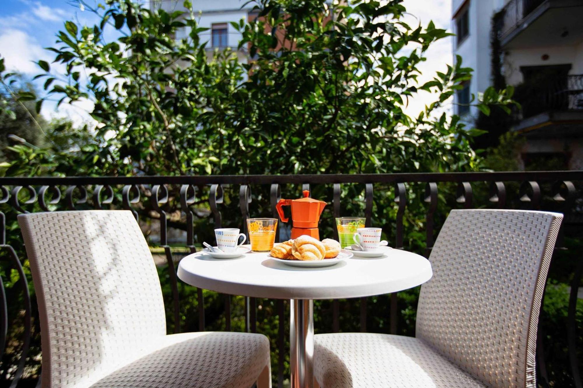 Sorrentovibes - Modern Apartment With Terrace, Swimming Pool&Tennis Exterior foto